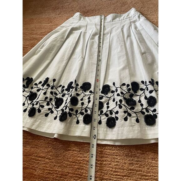 TALBOTS PLEATED FLORAL-BORDER SKIRT WHITE/BlUE WOMENS TWO POCKETS LINED SIZE 2 - Picture 8 of 10